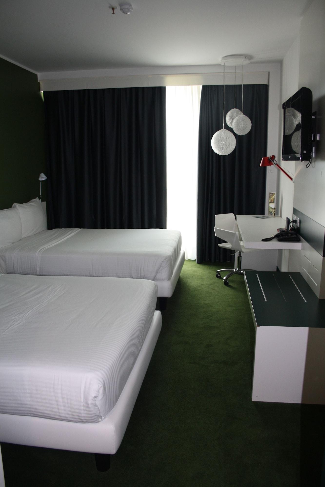 Idea Hotel Milano Malpensa Airport Case Nuove  Esterno foto A room at the hotel