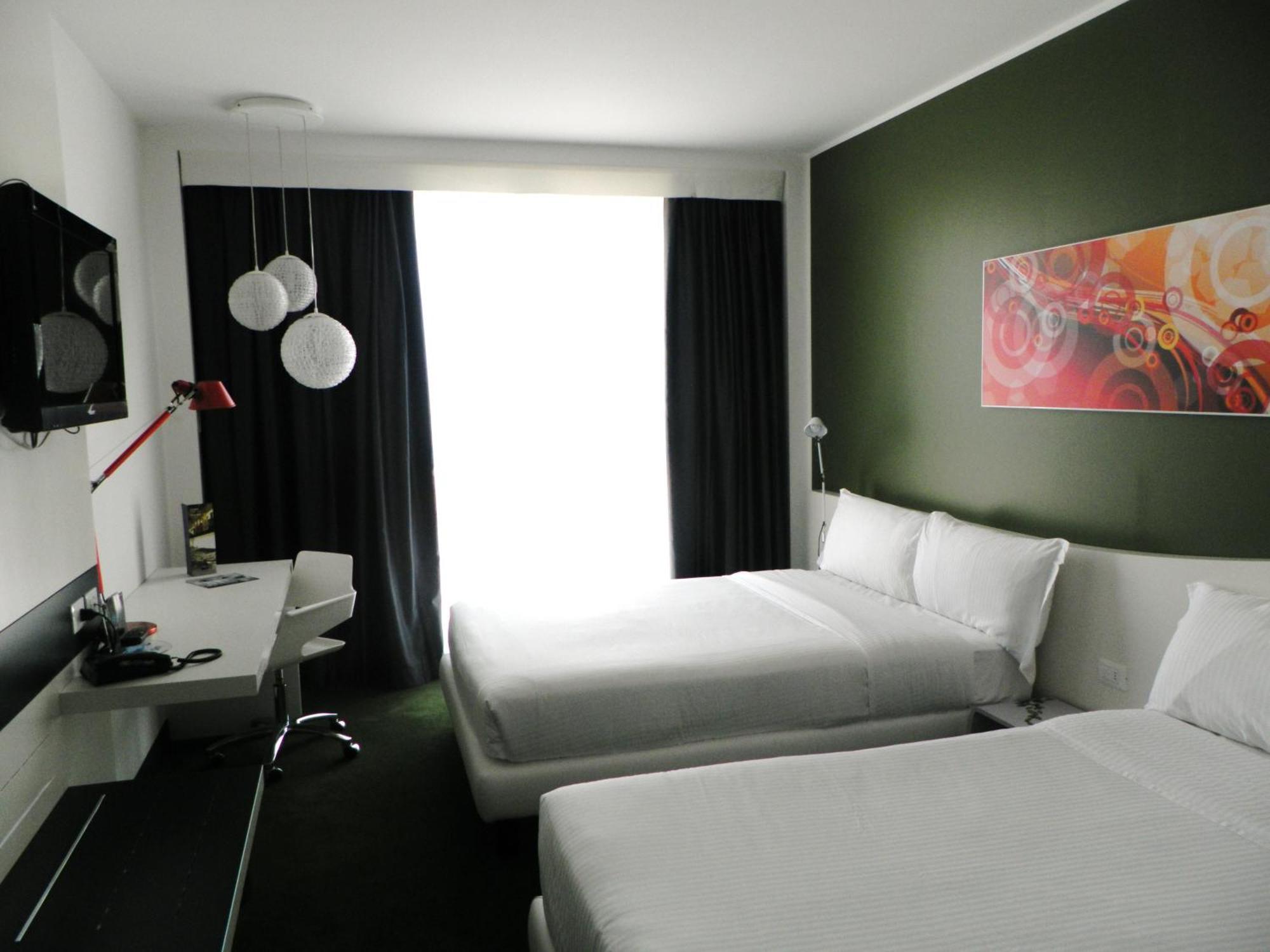 Idea Hotel Milano Malpensa Airport Case Nuove  Esterno foto A room at the hotel