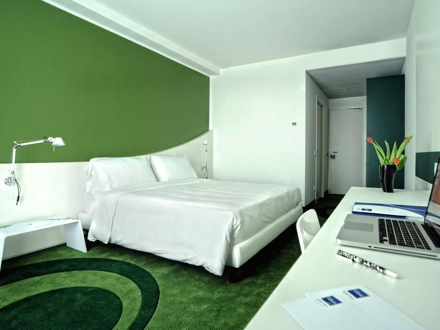 Idea Hotel Milano Malpensa Airport Case Nuove  Esterno foto A room at the hotel