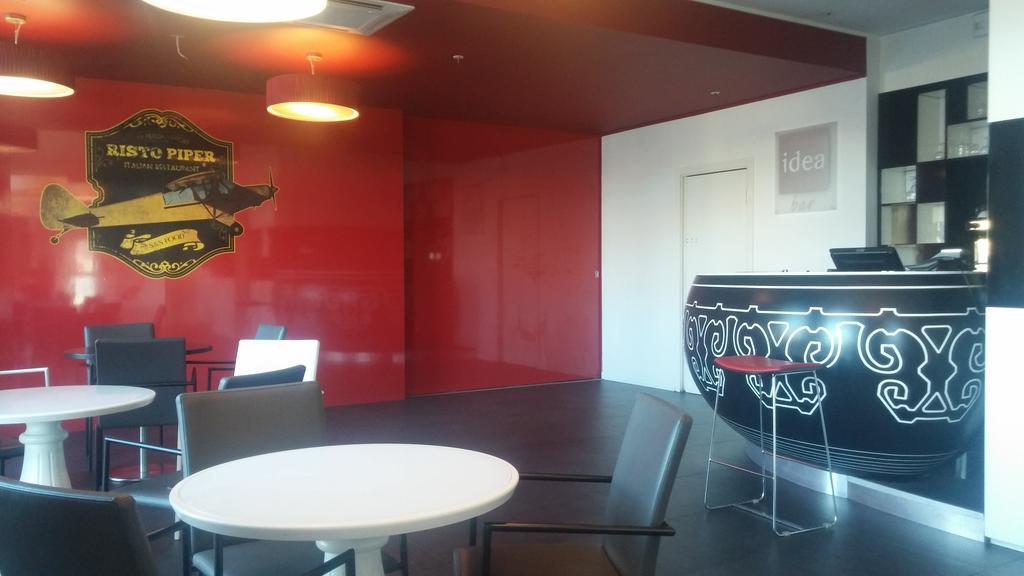 Idea Hotel Milano Malpensa Airport Case Nuove  Esterno foto Ristorante Piper