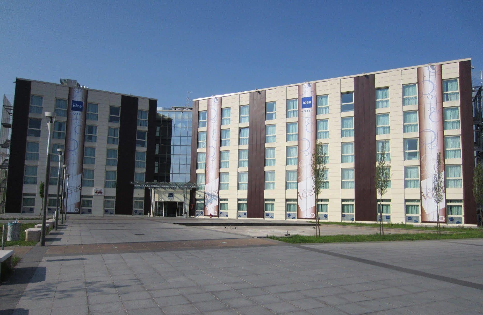 Idea Hotel Milano Malpensa Airport Case Nuove  Esterno foto Idea Hotel in Belgrade